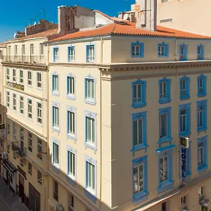 Carre Vieux Port Otel